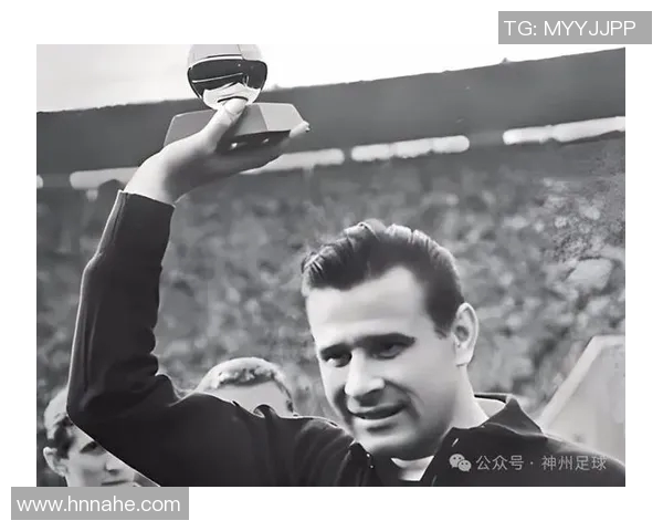 足球场上的绝技之王：盘点那些改变比赛的经典球星技艺